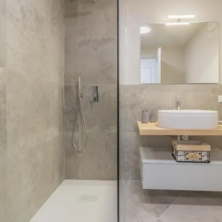 Sunset View 列尔纳