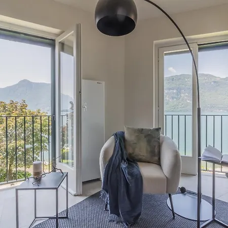 Sunset View 公寓 *